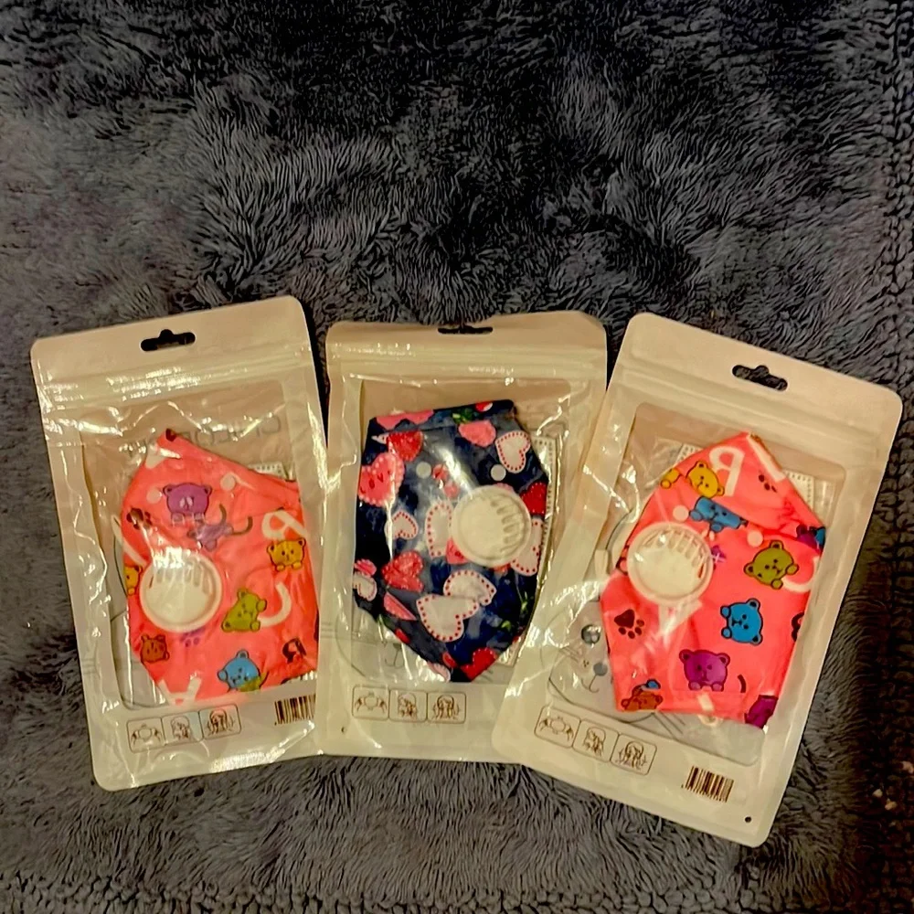 Children’s Face Masks with Breathing Vents
